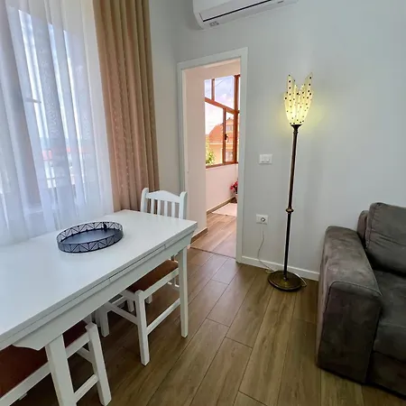 Modern Artdeco Citycenter 2 *