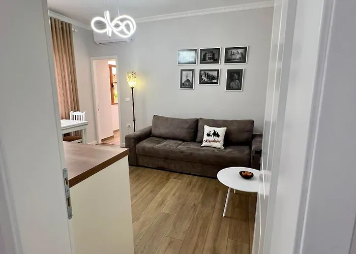 Modern Artdeco Citycenter 2 *