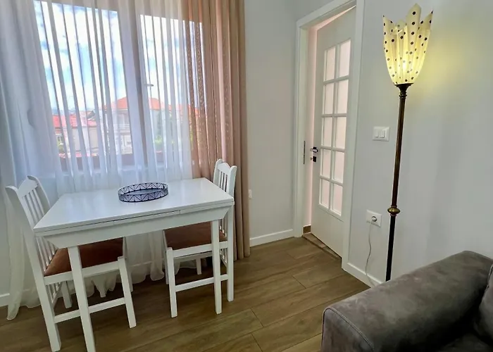 Modern Artdeco Citycenter 2 *